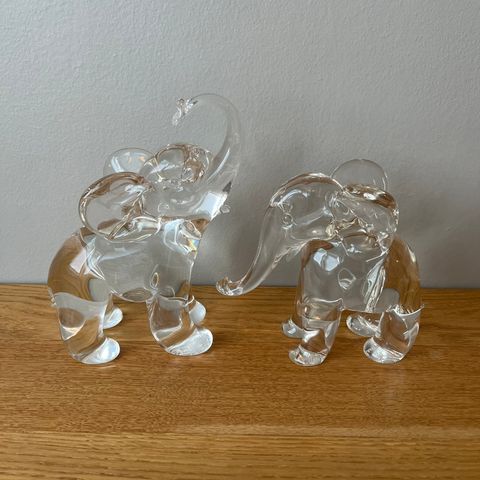 Murano glasskunst / glassfigurer / elefanter