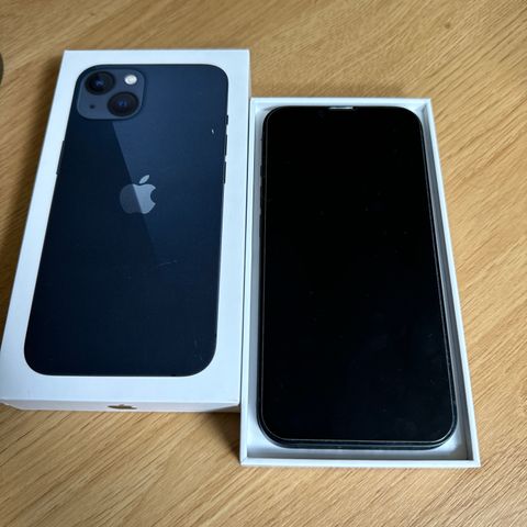 iPhone 13 svart 128 gb