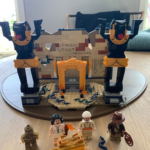 Lego Indiana Jones 77013