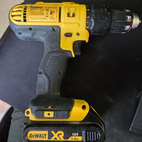 Dewalt drill DCD778