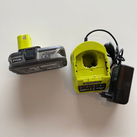 Ryobi 2,5ah batteri og lader