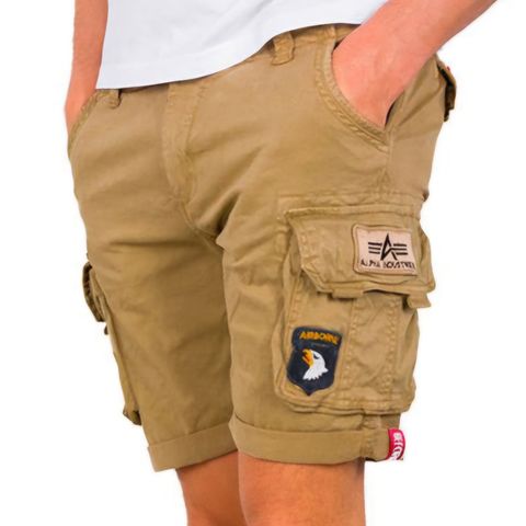 Alpha Industries shorts ønskes