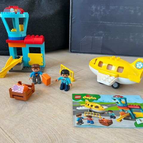 Lego duplo flyplass 10871
