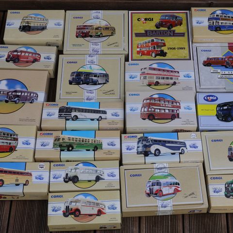 Corgi Bussmodeller Samling 21 stykk