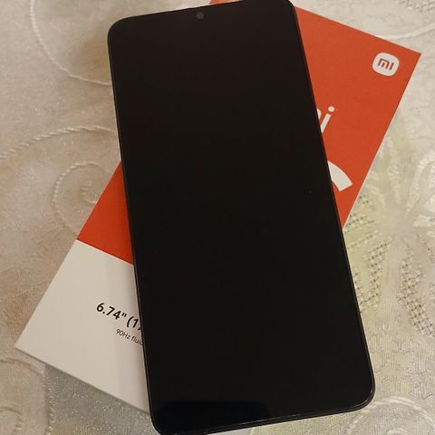 Xiaomi Redmi 13C 4+128GB Midnight Black

  