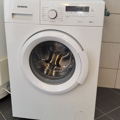 Siemens vaskemaskin til salgs for 500 kroner. Må hentes. .