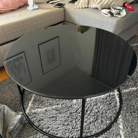 Rundt glassbord