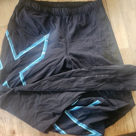 2xu womans tights