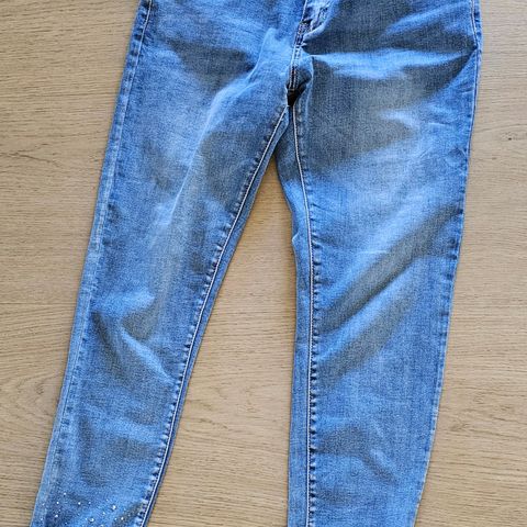 Ny pris- jeans fra Zac & Zoe i str. L/40