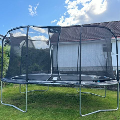 Stor trampoline Pro Flyer selges!
