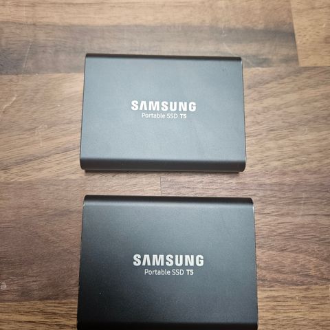 Samsung T5 SSD 1 TB (Har to)