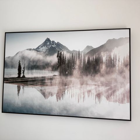 Foggy lake lerret/canvas bilde