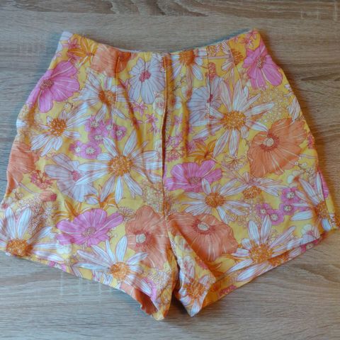 Nydelig shorts i lin og viskose 🥰