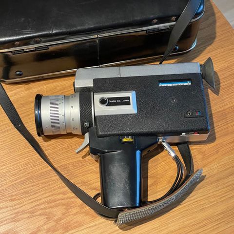 Vintage filmkamera - Canon Auto Zoom 518 (Super8), med eske