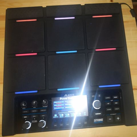 Alesis strike multipad trommepad