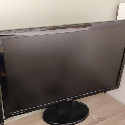 BenQ 24" 1080p 60hz G2450HM (VA panel) gis bort