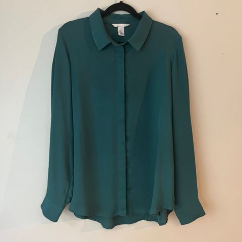 Skjorte / bluse (str. 42/L), grønn