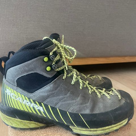 Scarpa fjellsko str 39,5 selges