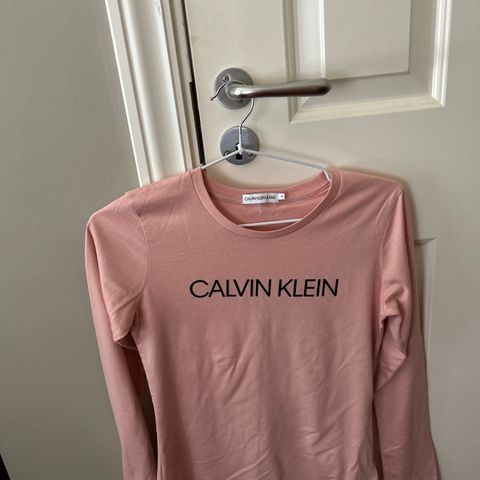 Calvin Klein genser str M