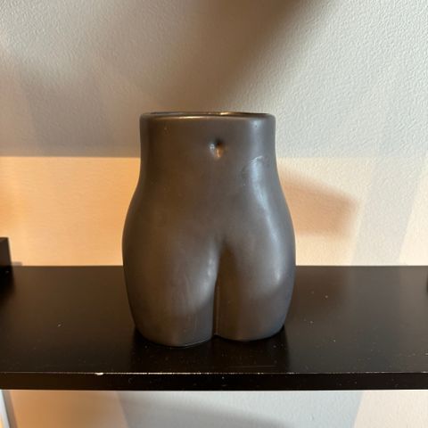 Designer black vase