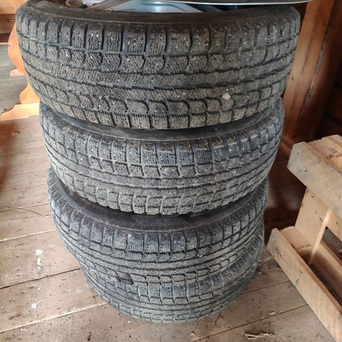 Antares Grip 20 195/65 R15 91H med felger