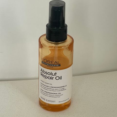 L'Oréal Professionnel Série Expert Absolut Repair Gold Oil er en 10-In-1