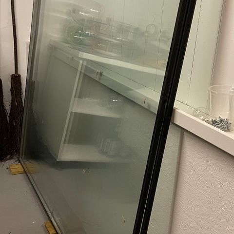 2-lags isolerglass 24mm tykkelse (uten ramme) 1652mmx1520mm