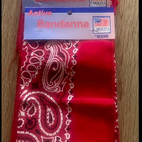 Nye røde bandanaer/skjerf/lommetørkle 52x52cm 100% bomull