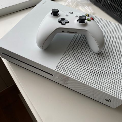 Xbox One S 1TB