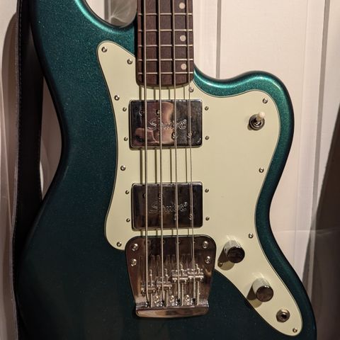 Squier Paranormal Rascal Bass