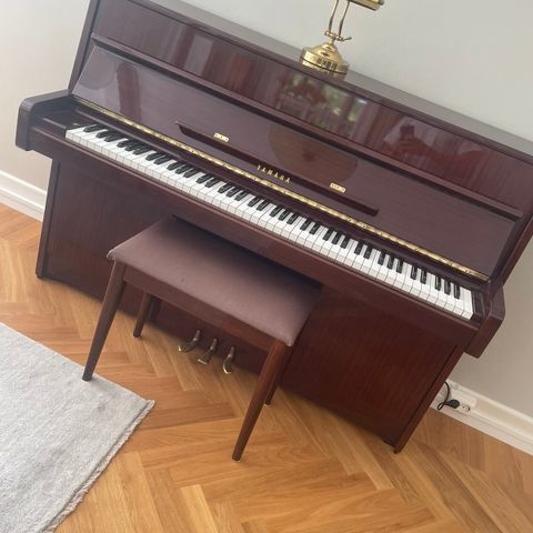 Yamaha Upright Piano (Laget I Japan, 1971)