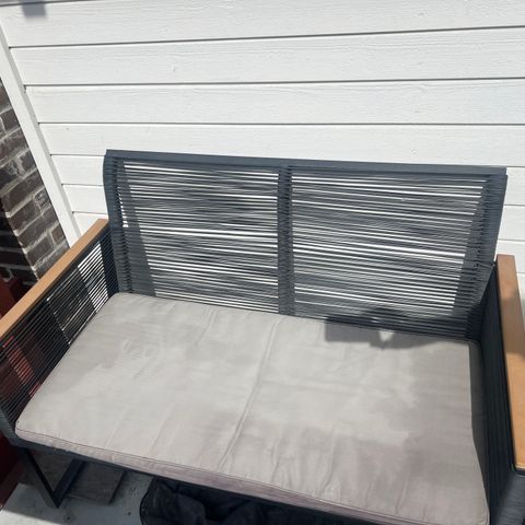 Hagemøbler 2 seter sofa og 2 stoler