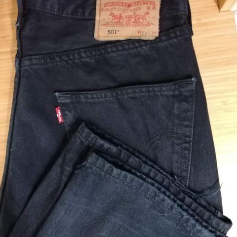 Levis 501 Svart (33/34)