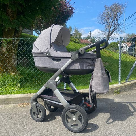 Nydelig Stokke Trailz vogn