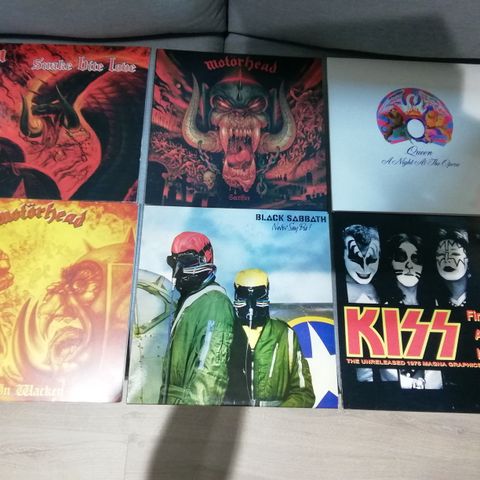 Motorhead, kiss, queen, black sabbath. (UOFFISIELLE)