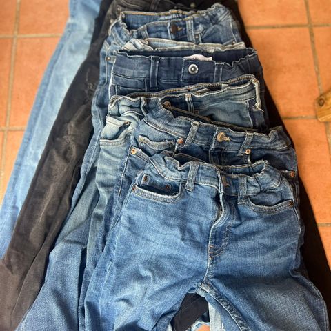 9 stk jeans fra Zara og Jack @ Jones i str 6-8 år