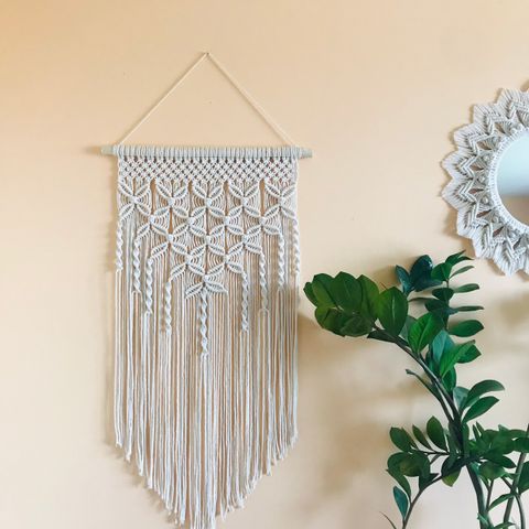 Makrame / macrame veggpynt håndlaget