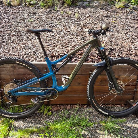 Rocky Mountain Instinct C50 strM 2022 modell, nesten ikke brukt