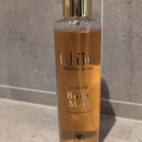 Sophie Elise Glöd body mist coconut vanilla