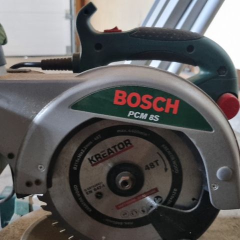 Bosch kapp sag med bord  selges