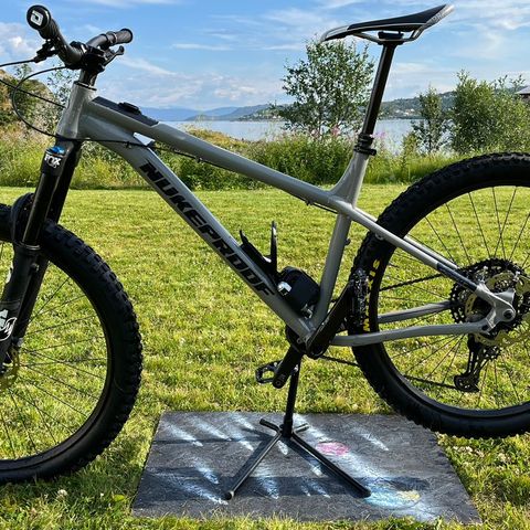 Nukeproof Scout 270 str Large