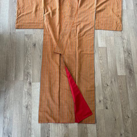 Brukt Japansk Kimono i silke