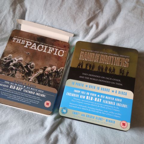 Band of Brothers og the Pacific blu ray steel boxes