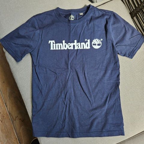 NY/ubrukt TIMBERLAND T-shirt str XS - 150/12 år
