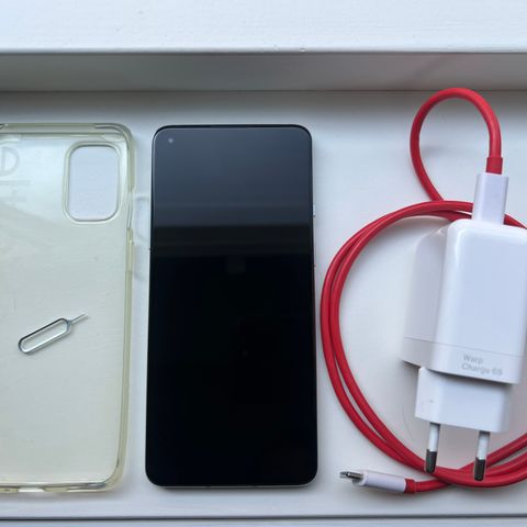 OnePlus 8T 5G - 128GB smarttelefon med original lader og deksel
