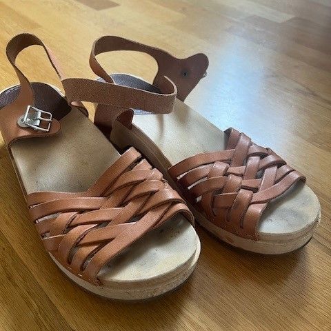 Tresko-sandaler fra Haga Trätoffelfabrik