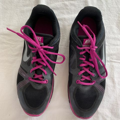 Nike sko str 42