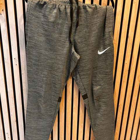 Nike joggebukse