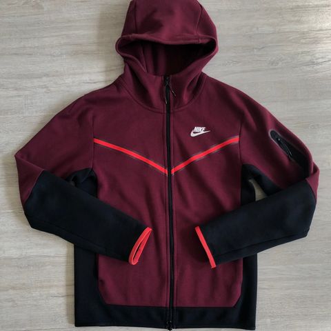 Nike Tech Fleece Rød S