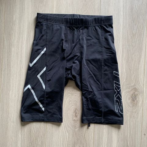 2XU Kompresjonsshorts, str. M - Herre